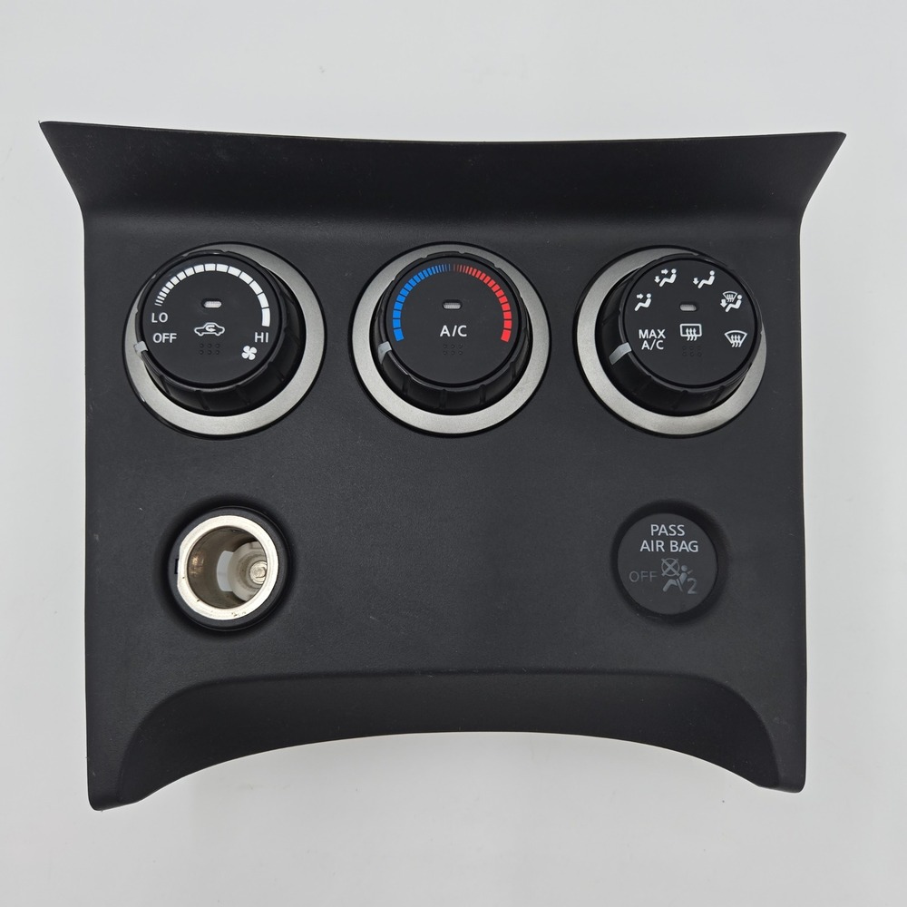 2011-2015 Nissan Rogue Climate Control Panel Heater A/C OEM 27500-1VL0C